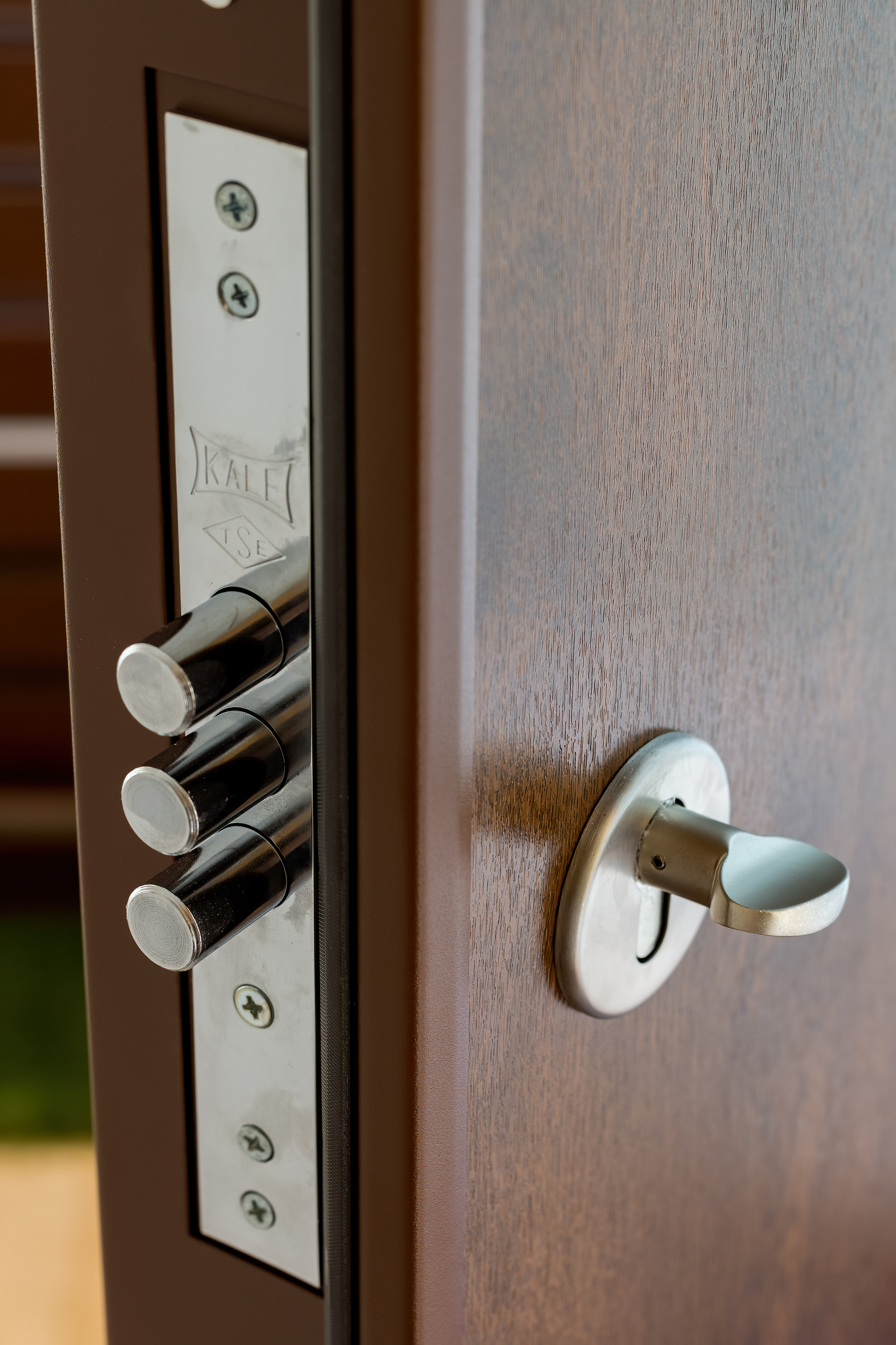 Zártípusjelölések és jelentésük – mit mutatnak a számok és betűk a biztonsági ajtóknál?