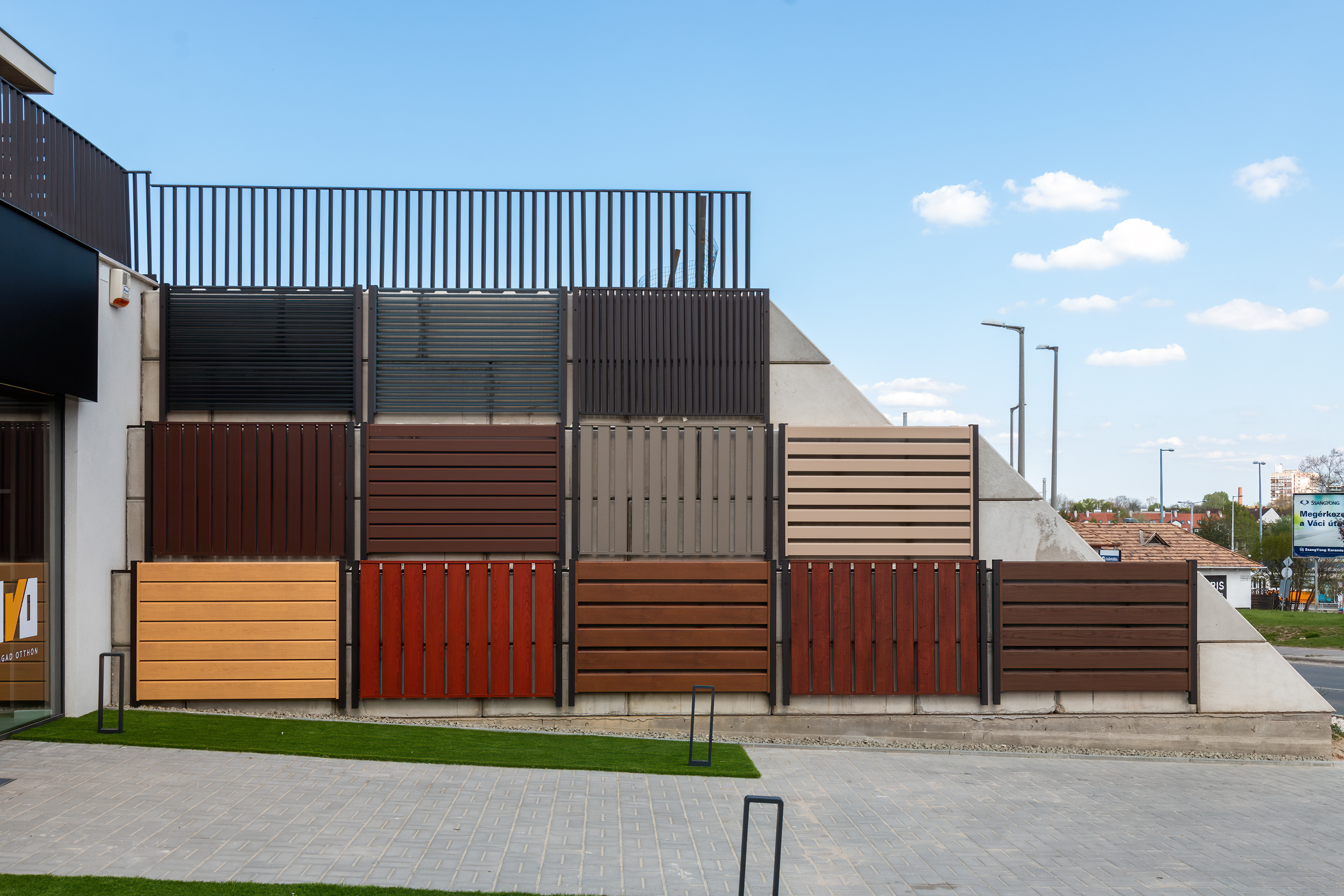 Nívó léctípusok – így épül fel a gondozásmentes kerítés