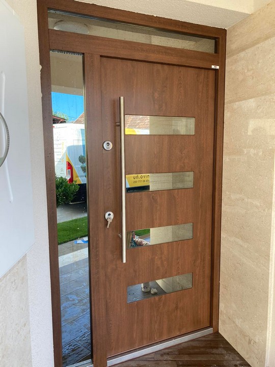 Nivo Security Entrance Door Extra M33G1 Golden Oak